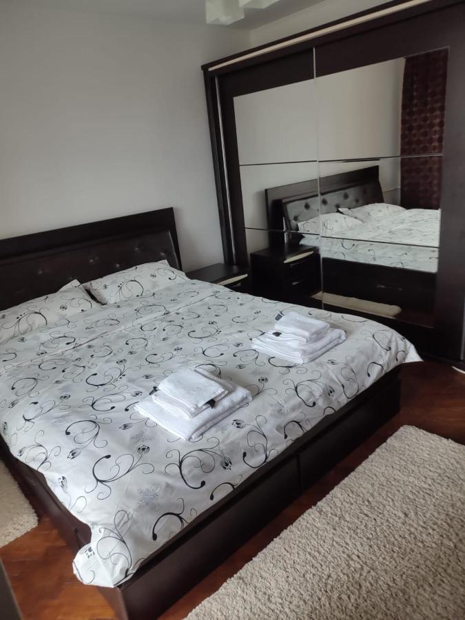 Concept Home Valcea Римніку-Вилча Екстер'єр фото
