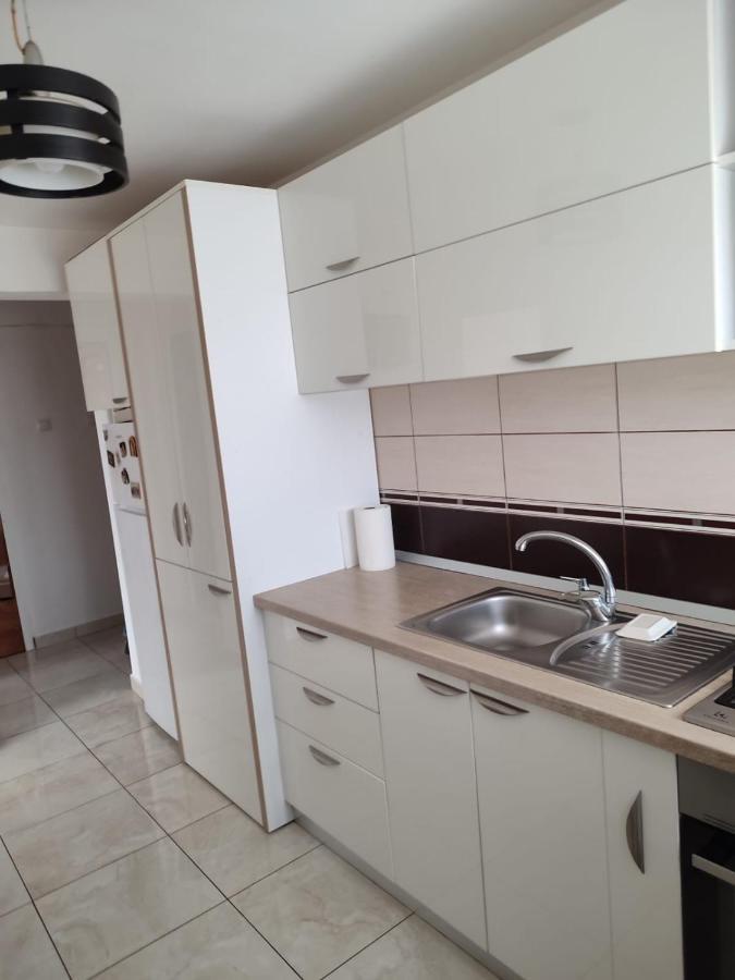 Concept Home Valcea Римніку-Вилча Екстер'єр фото