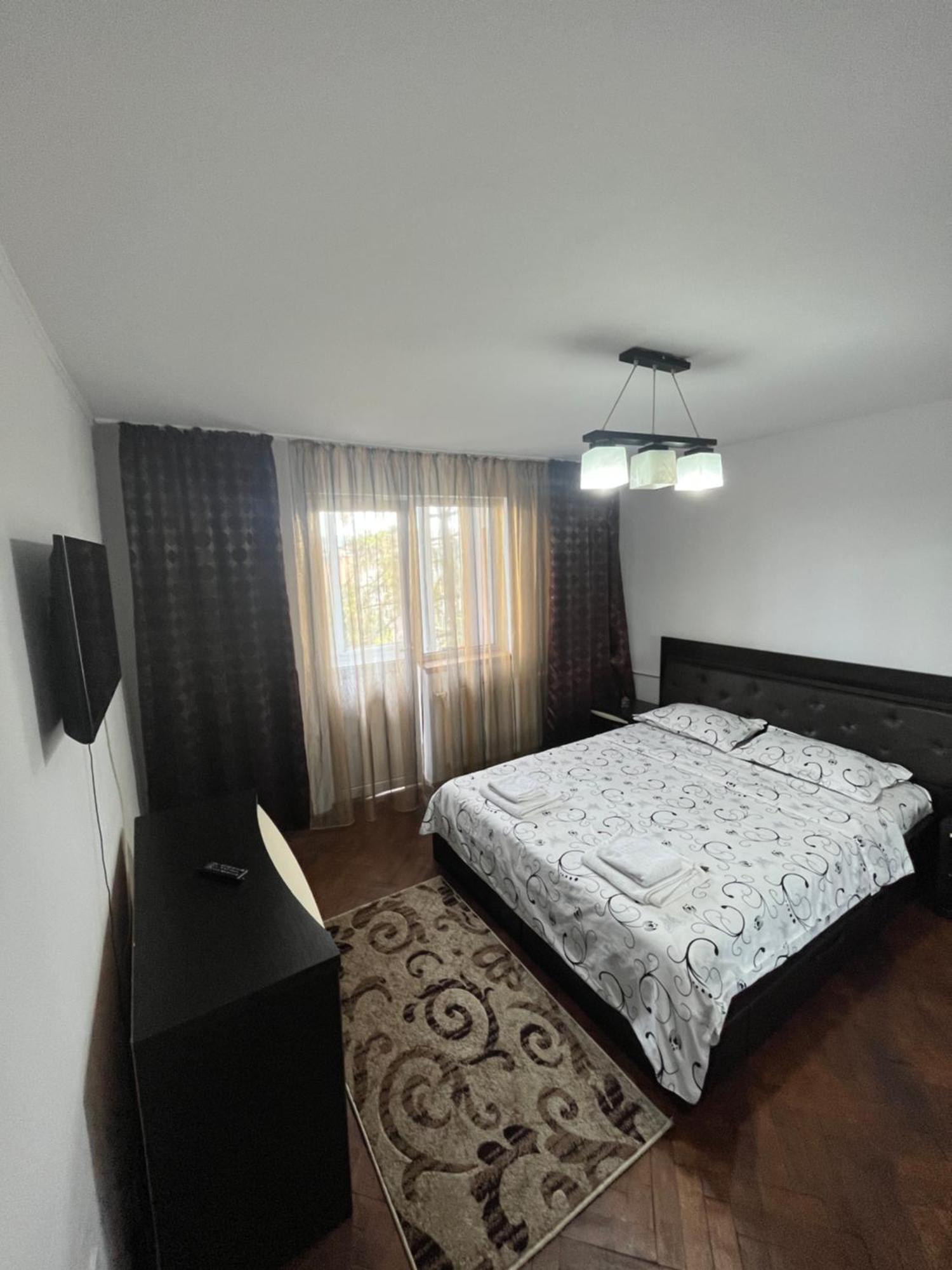 Concept Home Valcea Римніку-Вилча Екстер'єр фото